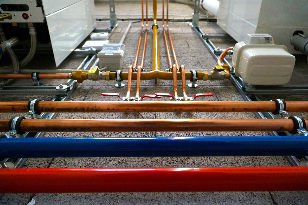 Compacte infrarood wandverwarmer bespaart energie. Compacte infrarood wandverwarmer bespaart energie.