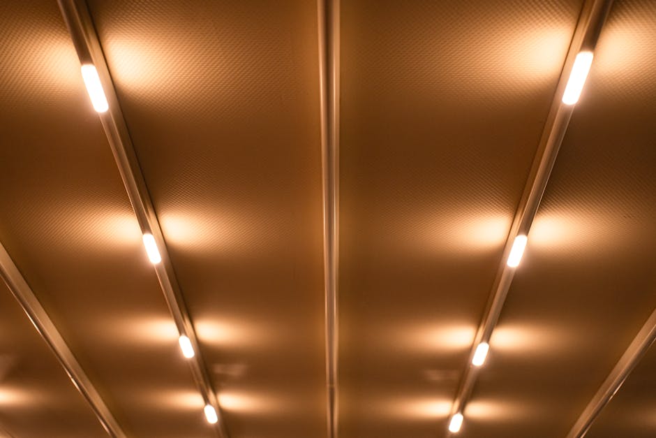Sfeerhoekje met leeslamp in tuinhuis
